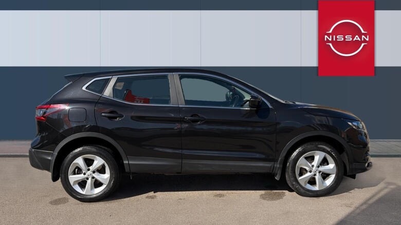 Nissan Qashqai 1.3 DiG-T 160 Acenta Premium 5dr Petrol Hatchback